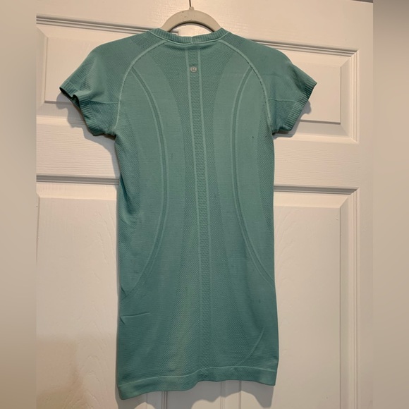 Seafoam Green Lululemon Running Top - Picture 2 of 6